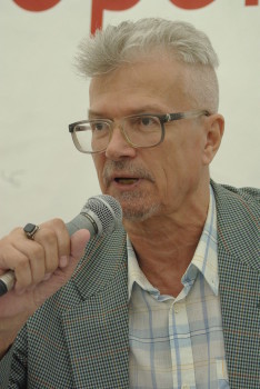 Russian writer Eduard Limonov at the 6 Moscow International Book Festival in 2011 - photo credit Rodrigo Fernandez