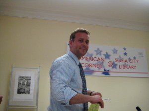 Introducing the 2009 Fellows Reading at the American Corner in Sofia