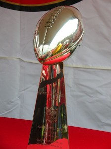 448px-Super_Bowl_29_Vince_Lombardi_trophy_at_49ers_Family_Day_2009