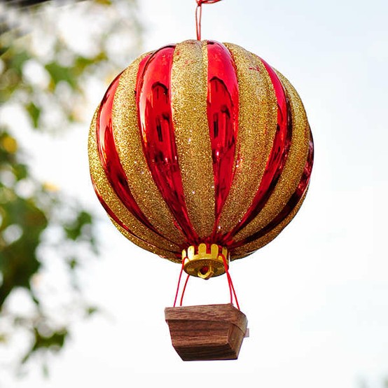 Hot air balloon ornament. 