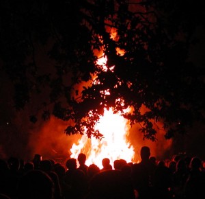 Bonfire by Editor B on flickr